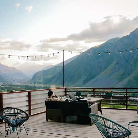 Alpenhaus Kazbegi Hotel & Restaurant Exteriör bild