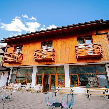 Alpenhaus Kazbegi Hotel & Restaurant Exteriör bild